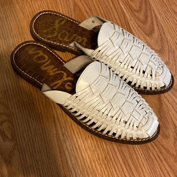 Sam Edelman Slip On Shoes - Picture 3 of 9